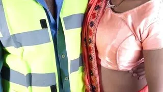 Desi Bade Dudhwali Bhabhi Ko Pati ke Ghar per Ek Admi Chod Diya ( HIndi Audio )