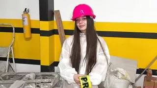 I convinced an 18yo bricklayer girl