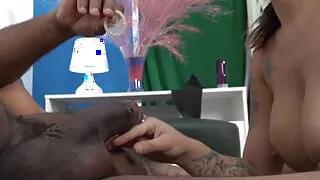 Stepdaughter even knew how to put a condom with mouth on my husband - Sex videos