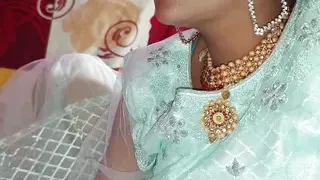 Desi cute girl fucking with friend Hindi sex video