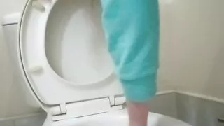 It's about time to have my vagina hair-free, let me show you how I shave i