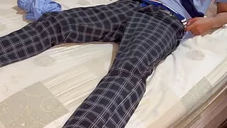 How dare she get into my room to send pictures to her boyfriend