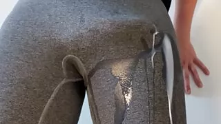 Hands free cumshot in tight leggings, Anal plug, huge cumshot, hands free cum