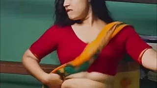 Take the hot young girl of Indian village to the forest and kissed his cheeks and his fuck