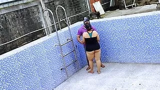Desi Couple Secret Sex at swimming pool Indian Porn