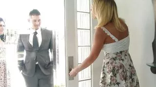 Hot Blonde MILF Kagney Linn Karter Wants to Try Swinger Sex