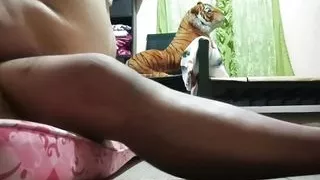 Nagkantutan kami sa loob ng kwarto ng kanyang tropa sa probinsya ayon ang sarap