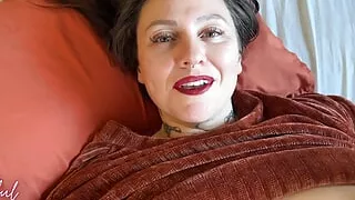 Accidentally slipped my dick into stepsisters hairy MILF pussy