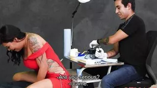 Petite Latina Brunette Got Horny in the Tattoo Studio and Fucks the Artist