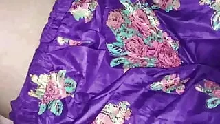 Aj bhot maza aya barish lagi the aur sex kia