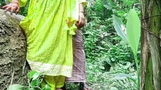 Indian Neighbor Bhabhi Jungle Fucked.