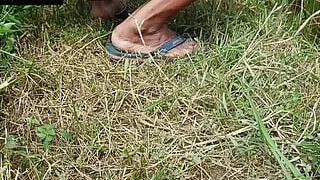 grass I inserted my pussy while mowing the nomita bhabhi