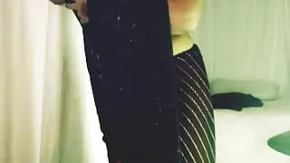 The hot girl goes nude and shows her big boobs and catches her pussy.