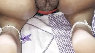 Desi Beautiful Bhabhi In Green Saree Fucking