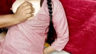 Desi school girl Sir ne ghar Bulakr choda xxx Indian style