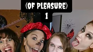 5 Lesbians Have Halloween Orgy at Bar and Play with Sex Toys in Cosplay