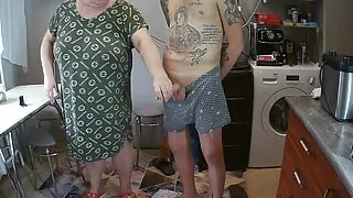 mother-in-law does a deep blowjob jerks off a dick to a cumshot