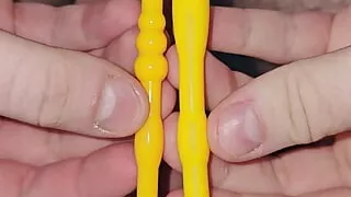 Insert penis plugs into the penis, different sizes and shapes