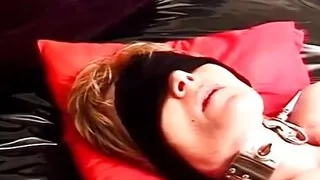 Blindfolded slut gets tied up and whipped