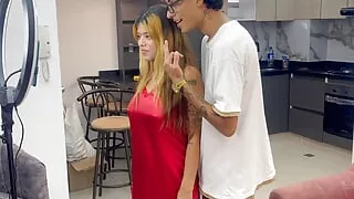 I help my cute stepsister with her social networks and we end up fucking hard until I come inside her ass.