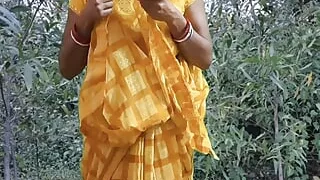 Indian village Desi Hot aunty