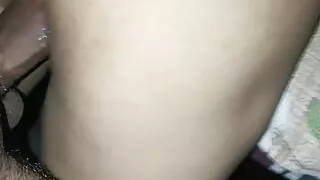 Meri sali ki chut Mari padosi ne Ghar mein Aakar