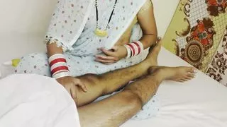 Sasur and Bahu Father-in-law Fucked by Daughter-in-law Alone in the Room for Oil Massage Part 2