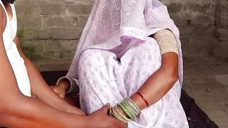 Friend ki wife ko maine Aaj akele uske form house per little and tight girl beautiful little