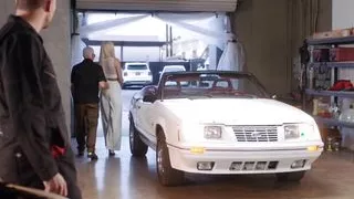 MILFY Trophy Wife Elisa Bethann Fucks Mechanic While Hubby is Away