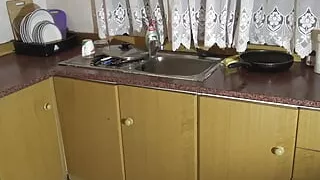Stuck in kitchen! Best video ever