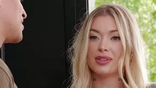 Private - com Misha Maver, Busty Beauty Enjoys a DP Threesome in Lingerie