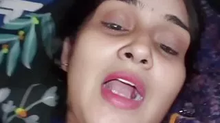 Indian desi aunty was fucked by her boyfriend,full HD uncut hindi sex video of Madhuri bhabhi