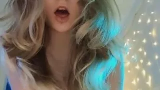 I suck all the juices out of the dildo