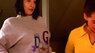 No man there, then the girlfriend has to lick