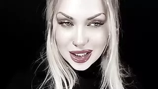 The Shine You Crave - Hooked by My Smoking Lip Gloss