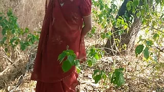 Bhabhi ji ko khet pe le jakar chudai ki