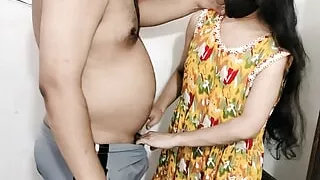 Ne Apni Chhoti ko choda full HD Hard-core Sex video