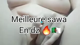 Milf dz 36 years old tmout 3la zab mastrubs at home solo