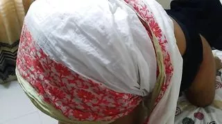 Shefali Bhabhi took loan from me but now she is not able to pay it back so She Give Me One day In Her Room Without Condom