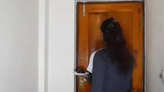 Room Service Guy Ravi Visits Horny Rachna Again to Fill Hers Wild Fantasies