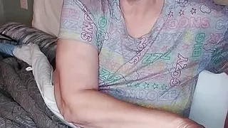 Hot Milf Masturbates After Breaking Up With Her Boyfriend!