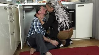 German plumber fucks oriental queen