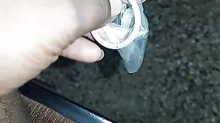 Reema Kumari ko pussy fucking and sucking with condom