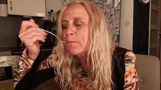 Self Fisted to Orgasm at Lunchtime