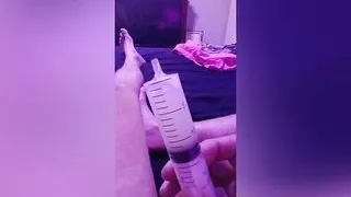 Eating a pussy full of cum