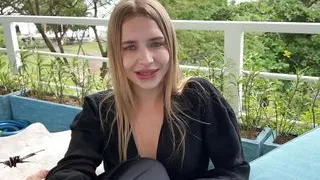 Cock pleasures with a pretty blonde chick