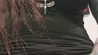 Wanna watch me put this toy in my pussy?