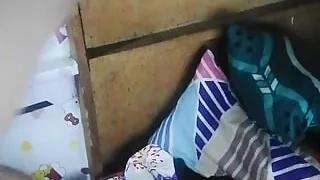 Mag Masturbate Na Pud Nga Mag Isa Lang Sa Kwarto Ang Reyna