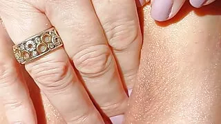 Listen to my pussy squelch