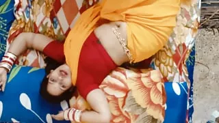 Sexy indian yellow saree bhabhi having hard-core sex with her boyfriend